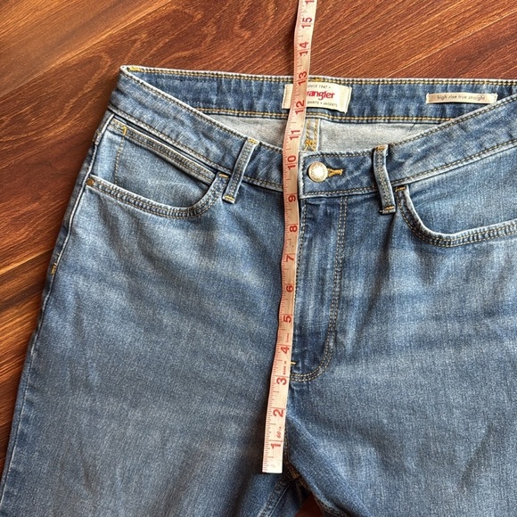 WRANGLER High Rise True Straight Women's Jeans Size 8x34 - Picture 8 of 10
